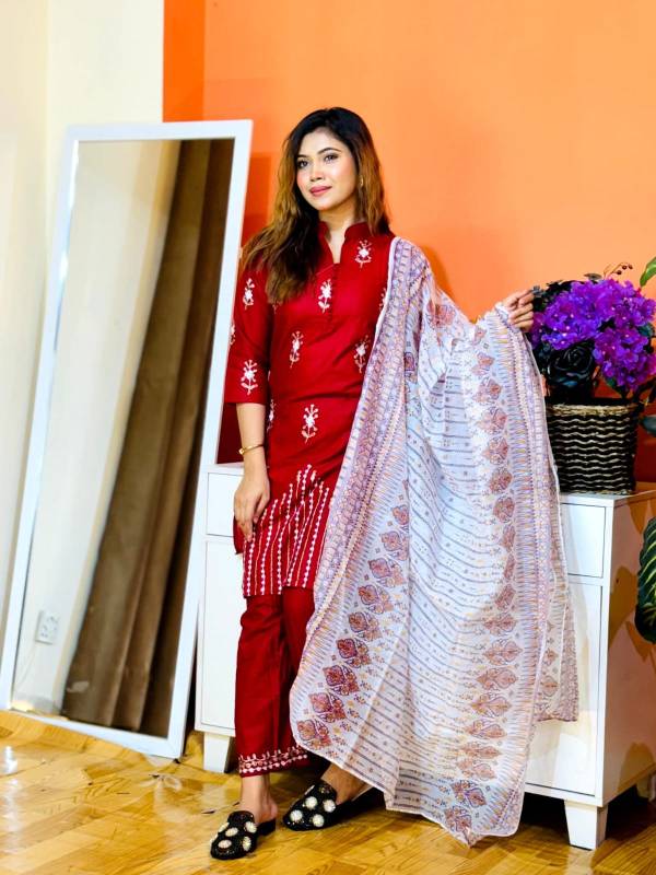 গরমের জন্য আরামদায়ক থ্রি পিস কালেকশন